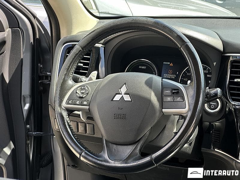 2014 Mitsubishi Outlander — Miniatură 7