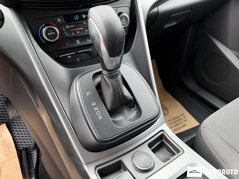 2017 Ford Kuga — Miniatură 15