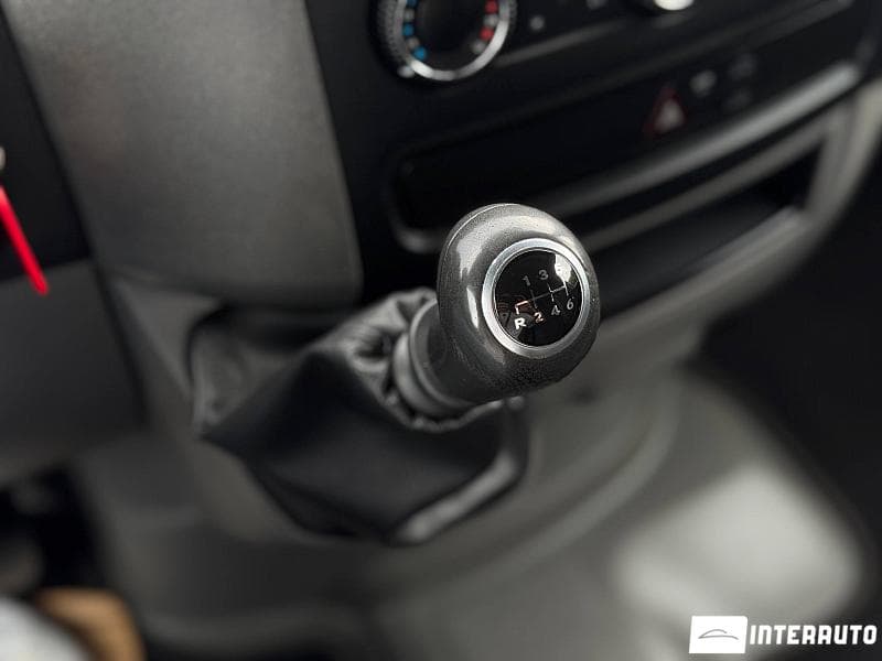 Mercedes Sprinter 2015 — Миниатюра 11