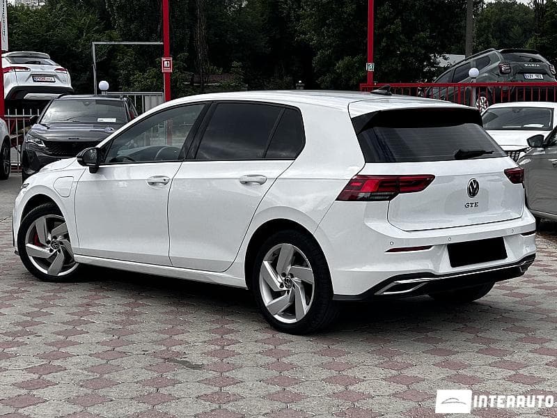 2021 Volkswagen Golf GTE — Miniatură 3
