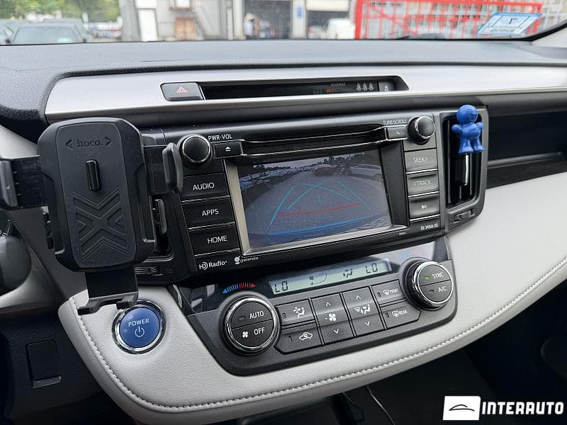 2017 Toyota Rav-4 — Miniatură 12