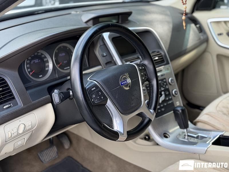 2010 Volvo XC 60 — Miniatură 8