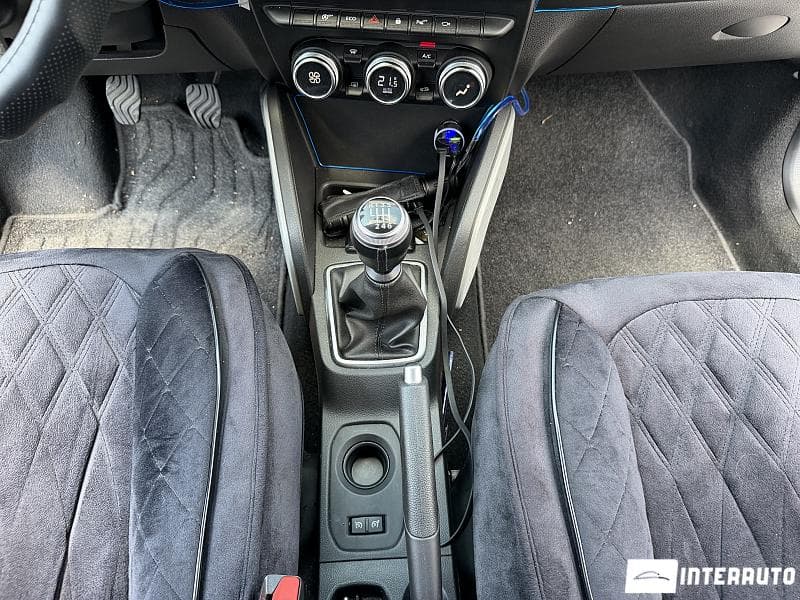 2020 Dacia Duster — Miniatură 11