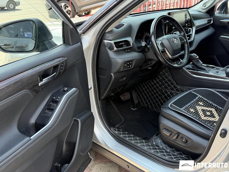 2022 Toyota Highlander — Miniatură 7