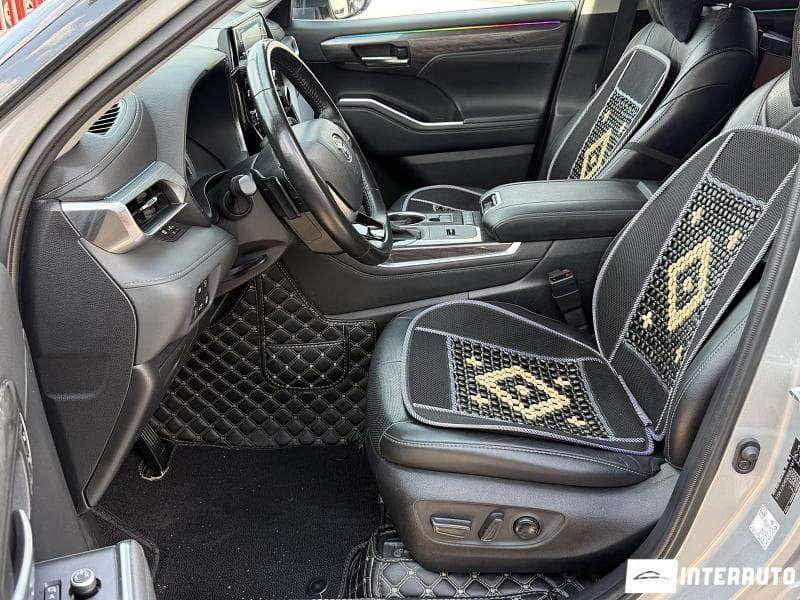 2022 Toyota Highlander — Miniatură 9