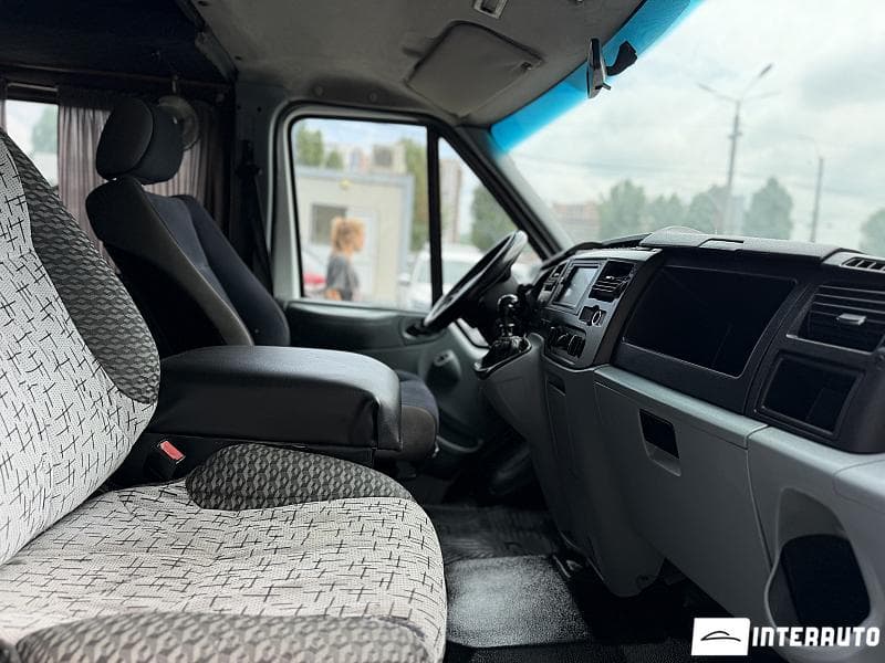 2011 Ford Transit — Miniatură 13