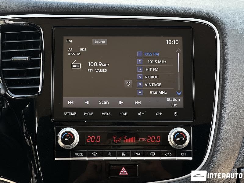 2020 Mitsubishi Outlander — Miniatură 9