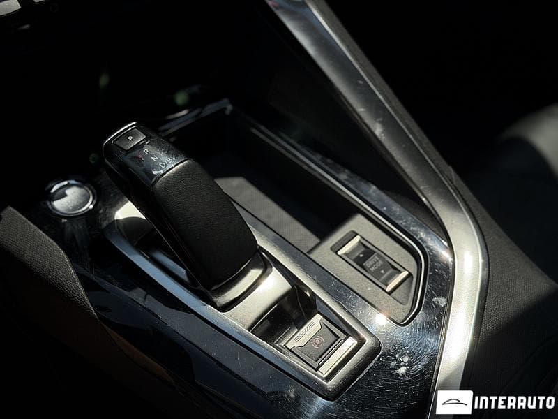2020 Peugeot 3008 — Miniatură 15