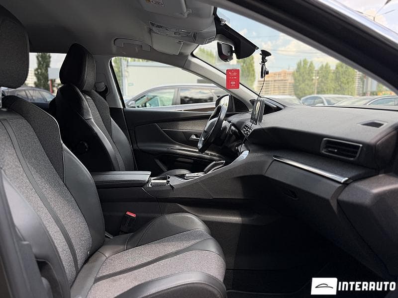 2020 Peugeot 3008 — Miniatură 17