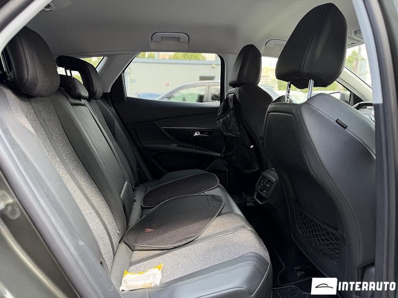 2020 Peugeot 3008 — Miniatură 18