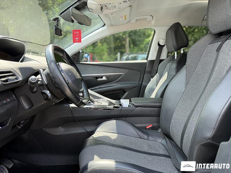 2020 Peugeot 3008 — Miniatură 8