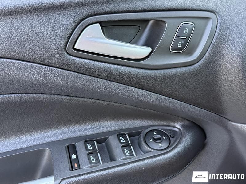 2018 Ford Kuga — Miniatură 6