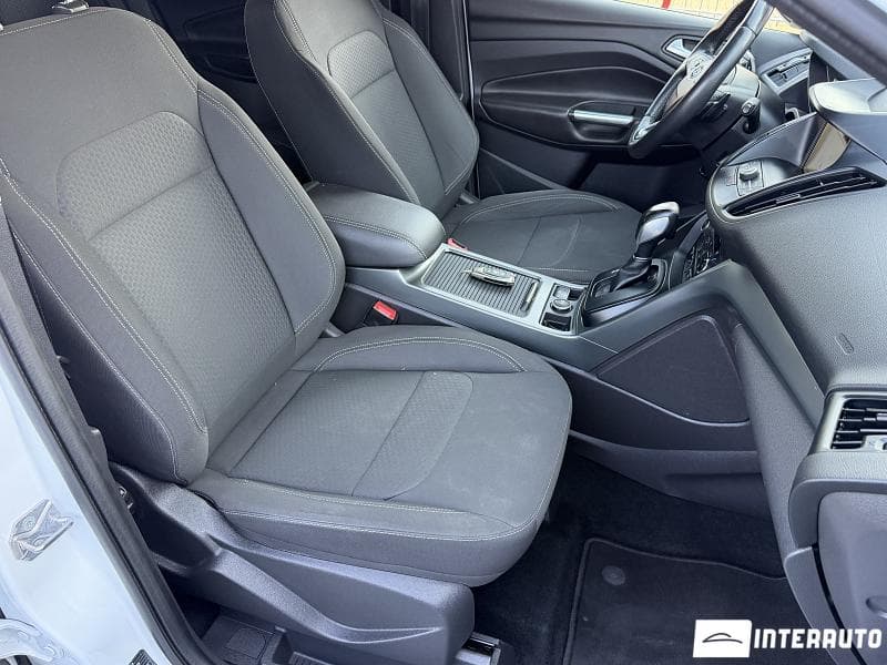 2018 Ford Kuga — Miniatură 16
