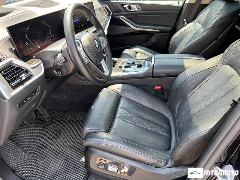 BMW X7 4.0i 2024 — Миниатюра 5