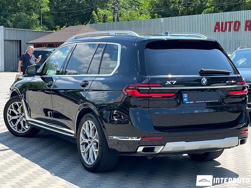 BMW X7 4.0i 2024 — Миниатюра 2
