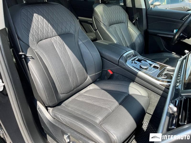 BMW X7 4.0i 2024 — Миниатюра 14
