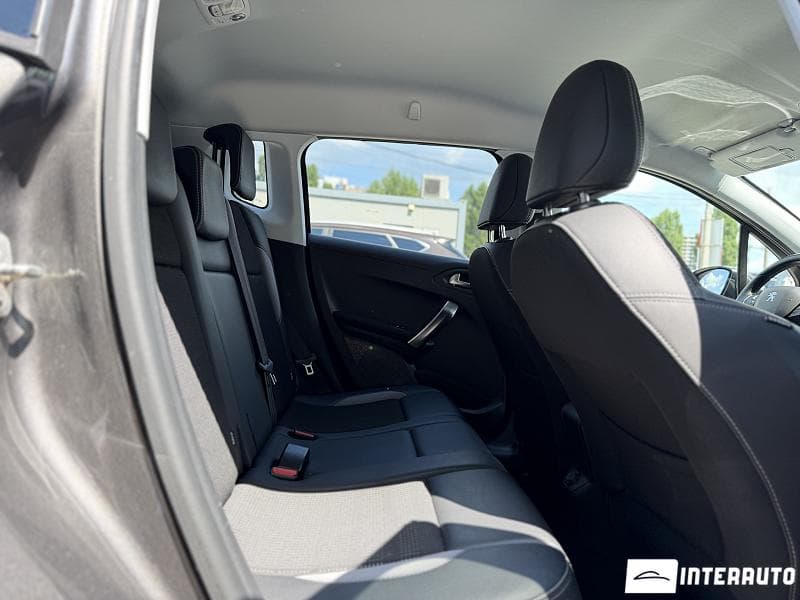 2019 Peugeot 2008 — Miniatură 13