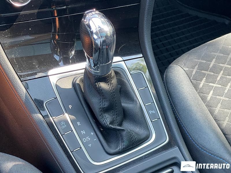 2019 Volkswagen Golf — Miniatură 13