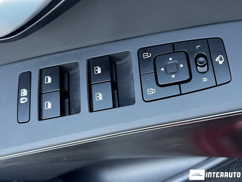 2025 Kia Niro — Miniatură 16