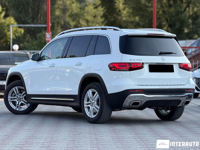 2020 Mercedes GLB 250 — Miniatură 3
