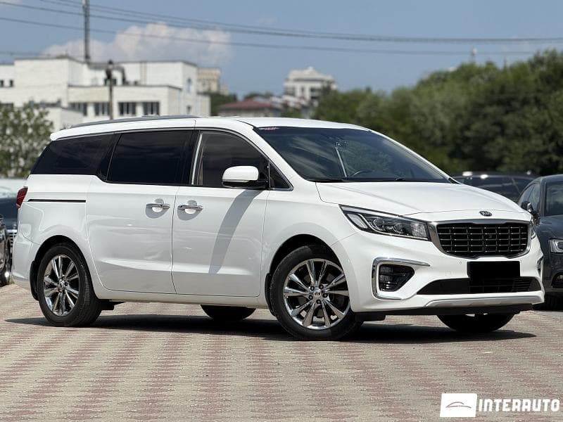 2018 Kia Carnival — Miniatură 4