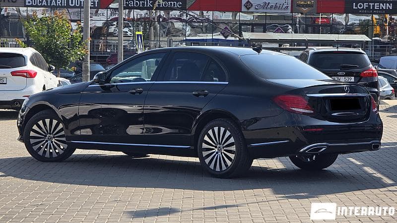 2017 Mercedes E 200 — Miniatură 4