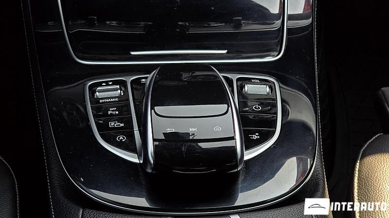 2017 Mercedes E 200 — Miniatură 12