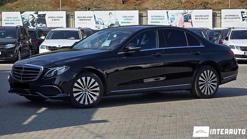 2017 Mercedes E 200 — Miniatură 2