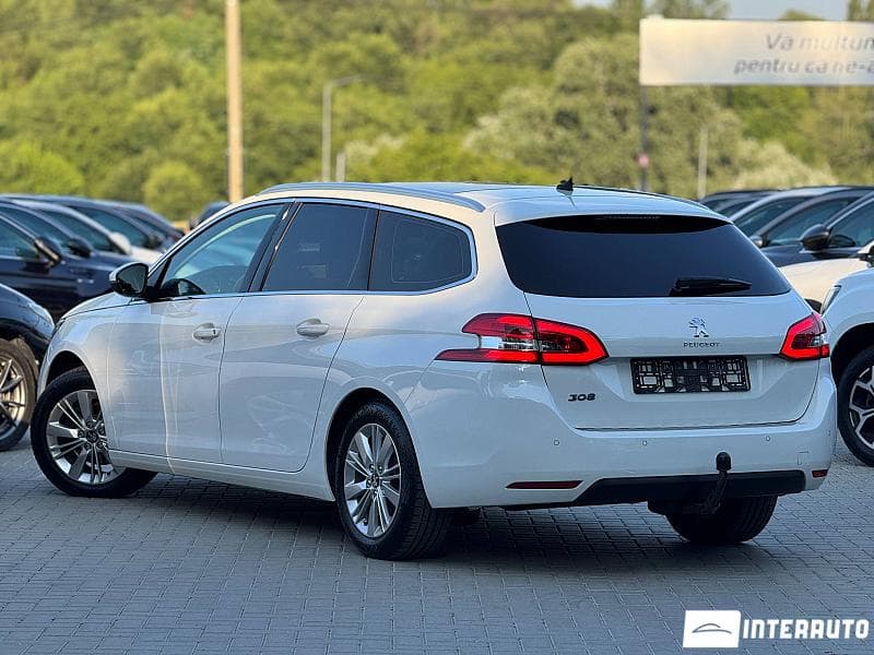 Peugeot 308 2018 — Миниатюра 4