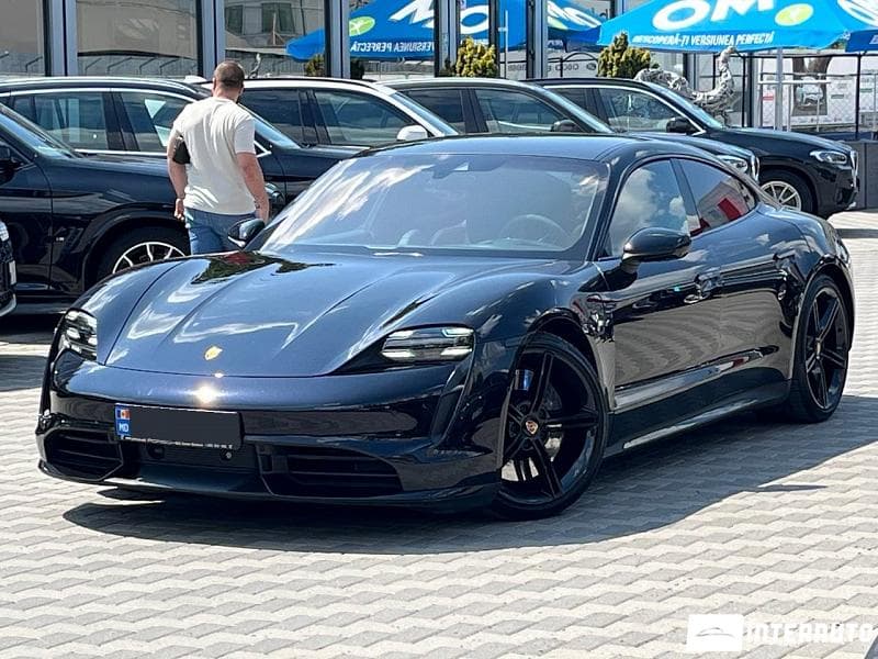 2020 Porsche Taycan Turbo — Miniatură 3