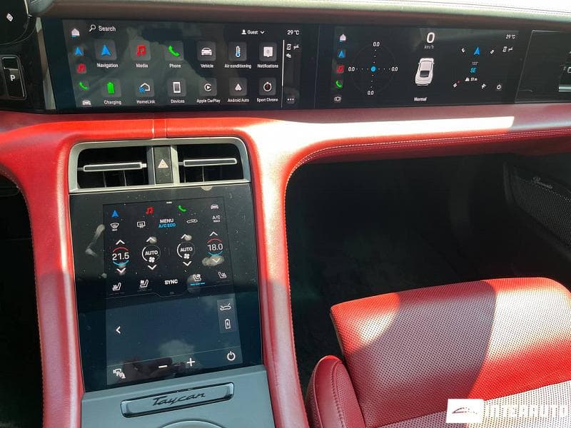 2020 Porsche Taycan Turbo — Miniatură 11