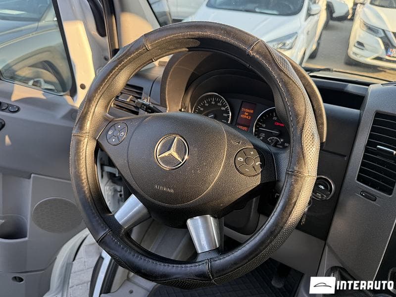 2015 Mercedes Sprinter — Miniatură 8