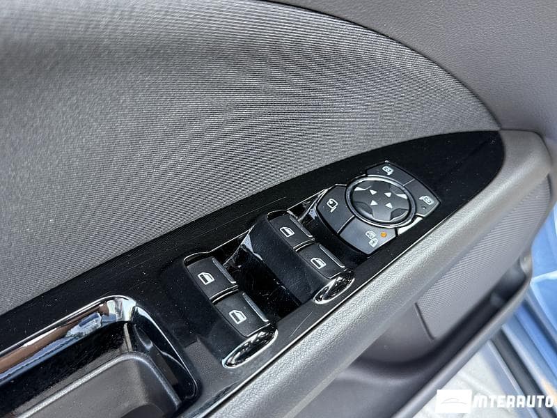 2019 Ford Mondeo — Miniatură 18