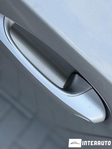 2019 BMW 530e — Miniatură 21