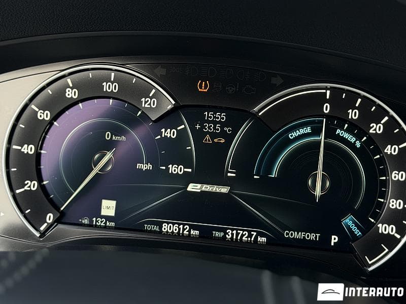 2019 BMW 530e — Miniatură 11