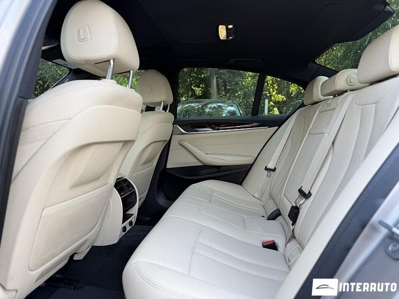 2019 BMW 530e — Miniatură 17