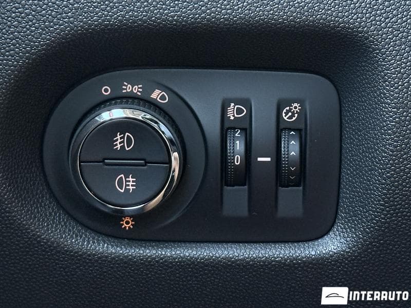 Opel Corsa 2011 — Миниатюра 7