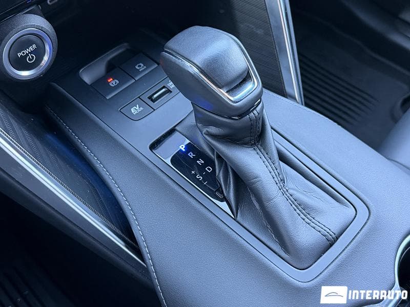 2023 Toyota Venza — Miniatură 16