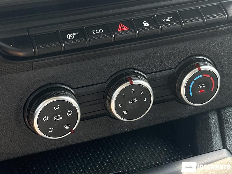 2023 Renault Kangoo — Miniatură 10
