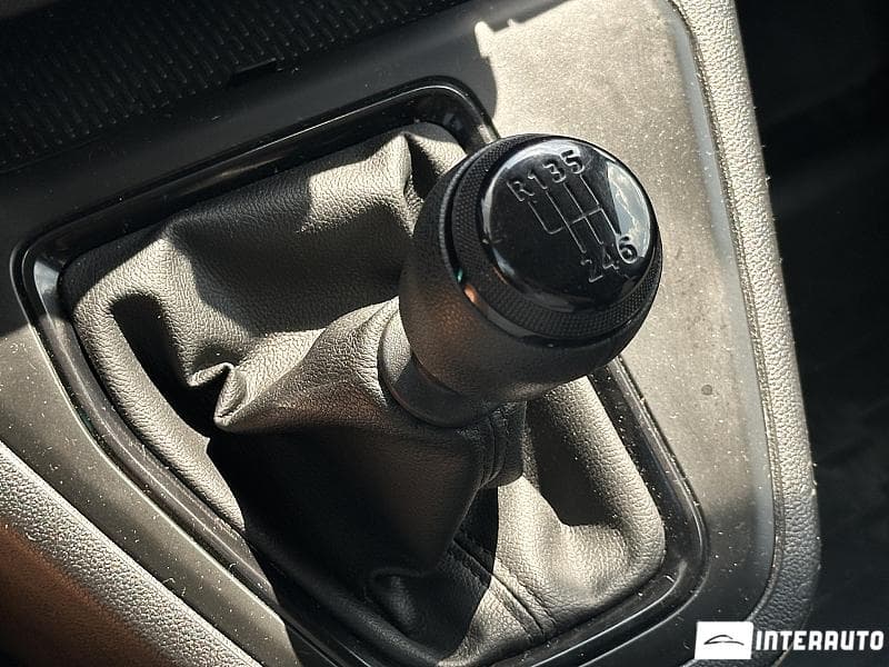 2023 Renault Kangoo — Miniatură 11