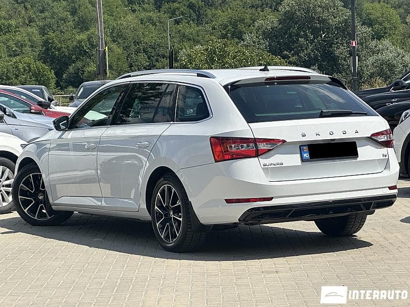 2023 Skoda Superb — Miniatură 4
