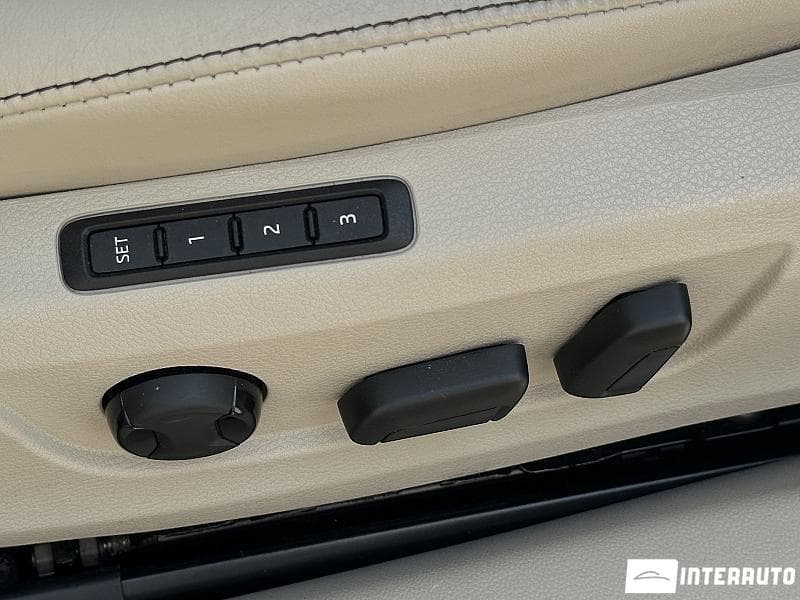 2023 Skoda Superb — Miniatură 16