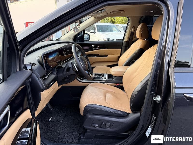 2021 Kia Carnival — Miniatură 5