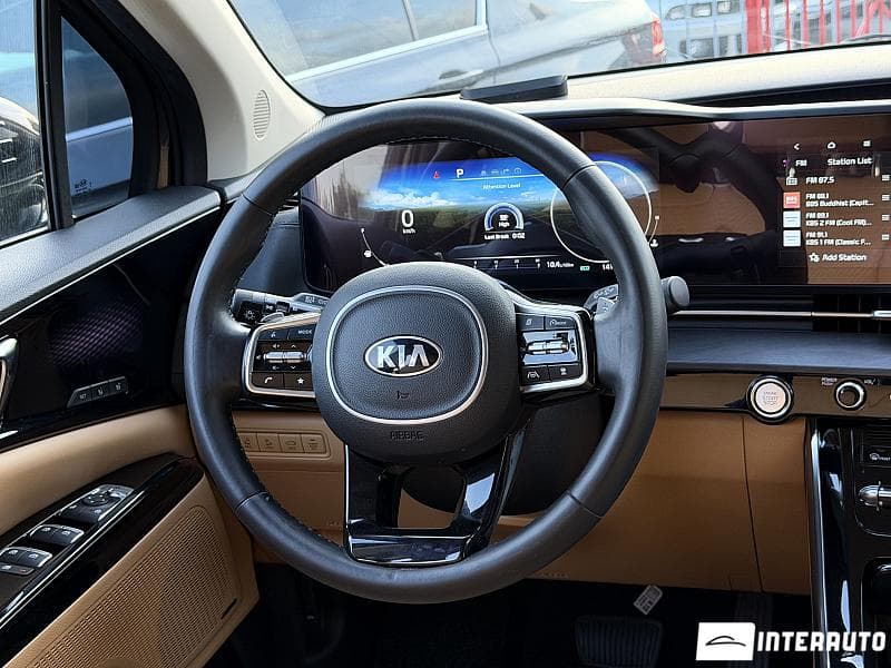 2021 Kia Carnival — Miniatură 8