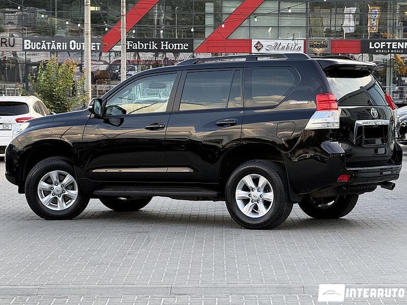 2011 Toyota Land Cruiser Prado — Miniatură 4