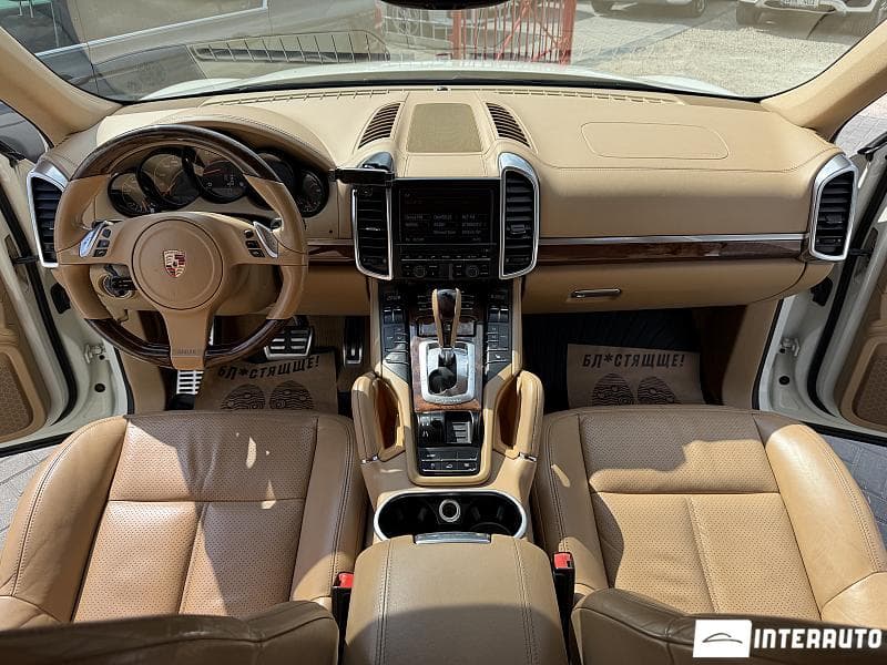 Porsche Cayenne 2010 — Миниатюра 9