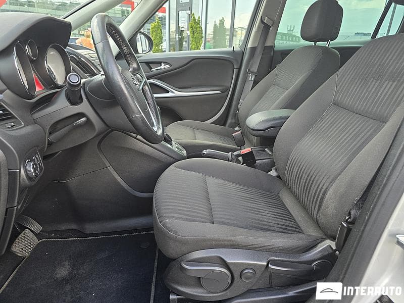 Opel Zafira 2016 — Миниатюра 6