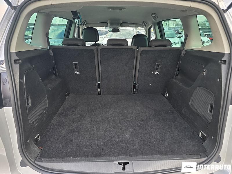 Opel Zafira 2016 — Миниатюра 15