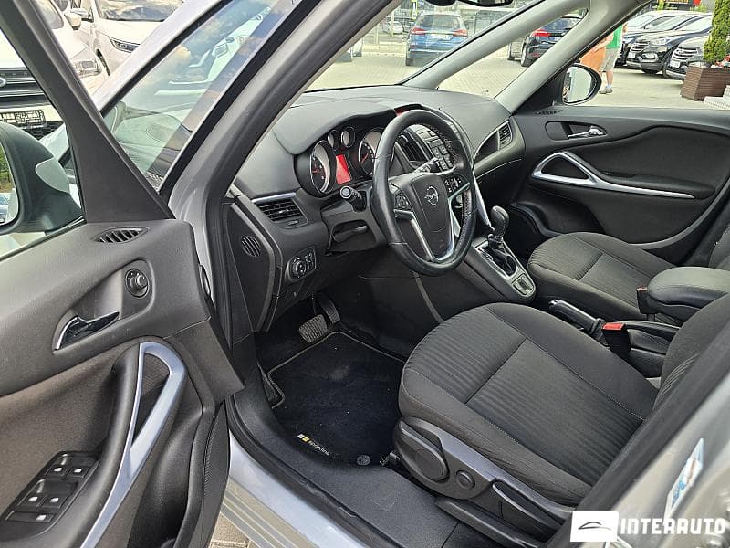 Opel Zafira 2016 — Миниатюра 5