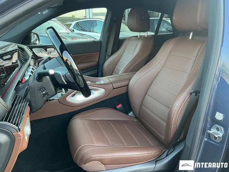 2025 Mercedes GLE Coupe 300d — Miniatură 8